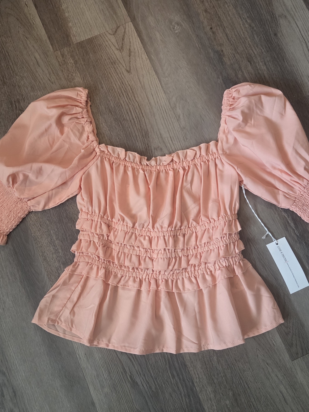NWT Live 4 Truth Peach Smocked Peplum Puff-Sleeve Top Feminine Chic Sz S